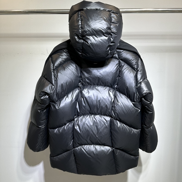 ハイクオリティダウンジャケット着用イメージ